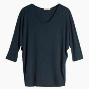 LailaJayde StitchFix dark navy 3/4 sleeve knit top
